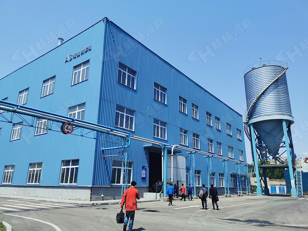 清潔型煤加工生產(chǎn)線,清潔型煤生產(chǎn)設(shè)備,清潔型煤超細(xì)磨粉機(jī) 清潔型煤加工生產(chǎn)線,清潔型煤生產(chǎn)設(shè)備,清潔型煤超細(xì)磨粉機(jī)