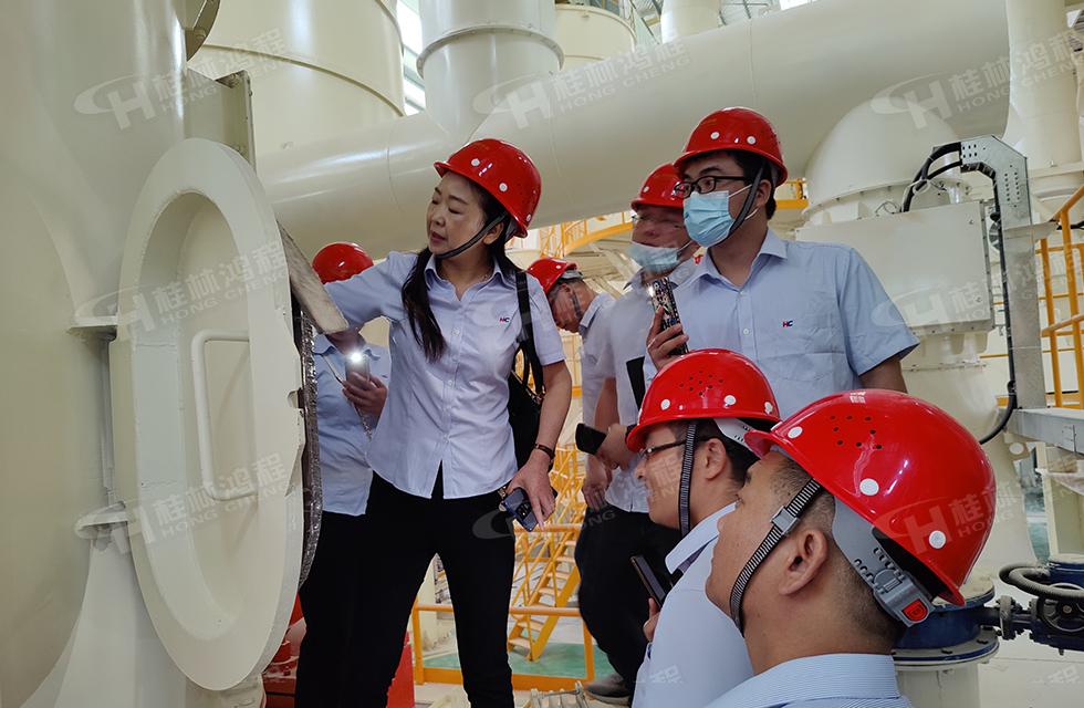 價(jià)值服務(wù),始終如一!桂林鴻程“客戶零距離 共創(chuàng)新未來”服務(wù)活動(dòng)正式出征 價(jià)值服務(wù),始終如一!桂林鴻程“客戶零距離 共創(chuàng)新未來”服務(wù)活動(dòng)正式出征